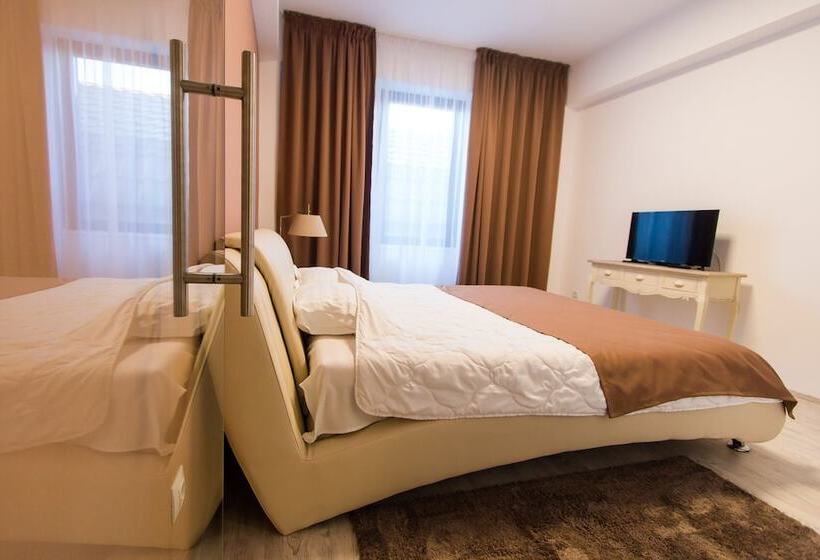 هتل Evianne Boutique