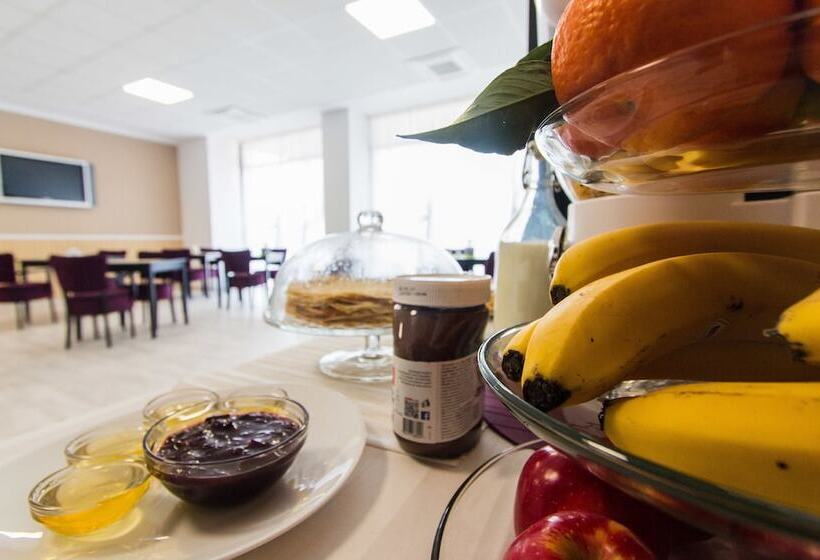 هتل Evianne Boutique