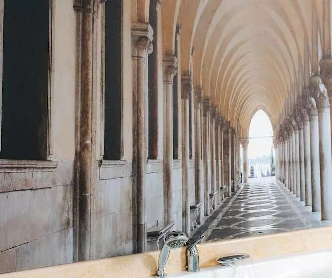 ホテル Evianne Boutique