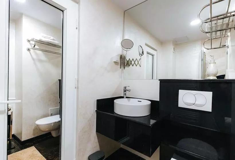 ホテル Evianne Boutique