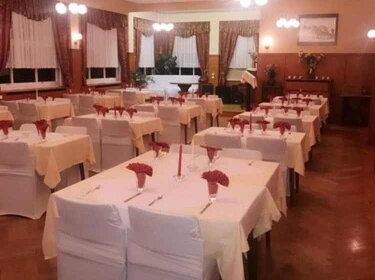 בית מלון כפרי Frankfurter Hof