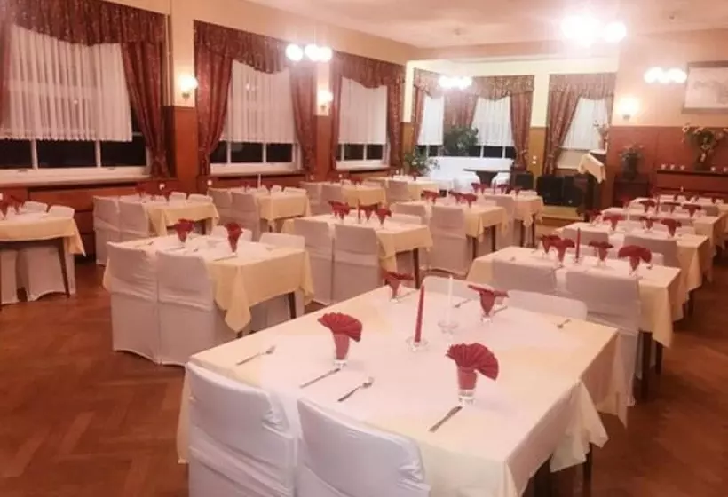 Hotelli Frankfurter Hof