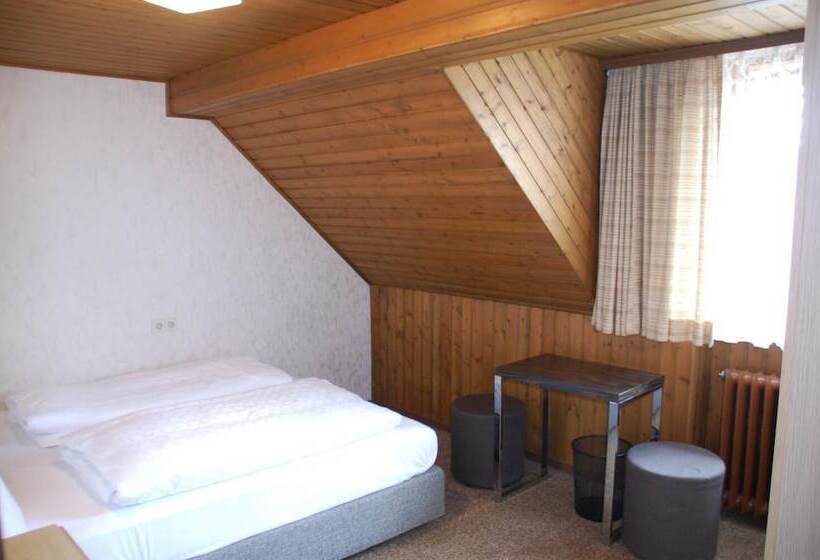 בית מלון כפרי Frankfurter Hof