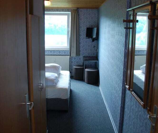 בית מלון כפרי Frankfurter Hof