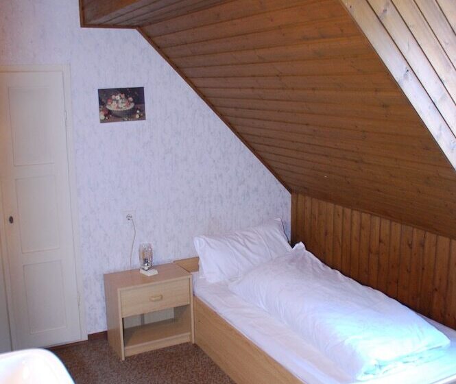 בית מלון כפרי Frankfurter Hof