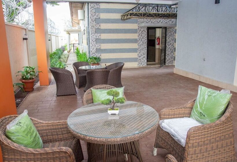 هتل Greenlodge Flambeau