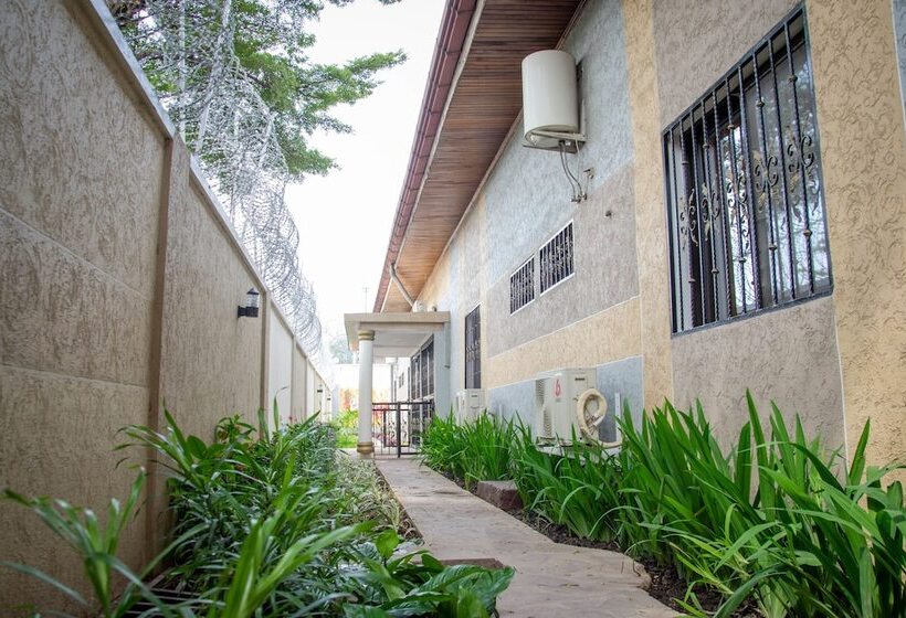 هتل Greenlodge Flambeau