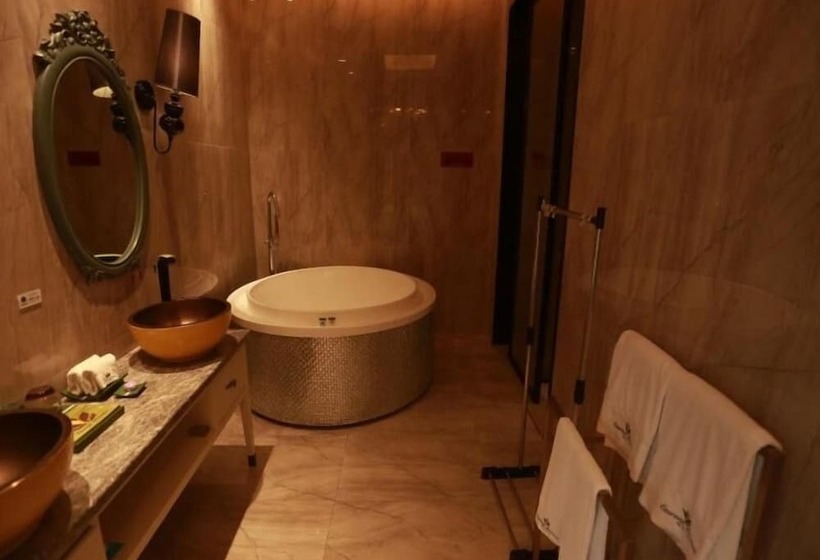 בית מלון כפרי Greentree Eastern Shenzhen Luohu East Gate