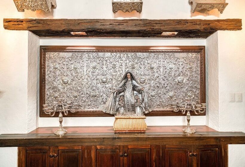 هتل Las Cruces Boutique