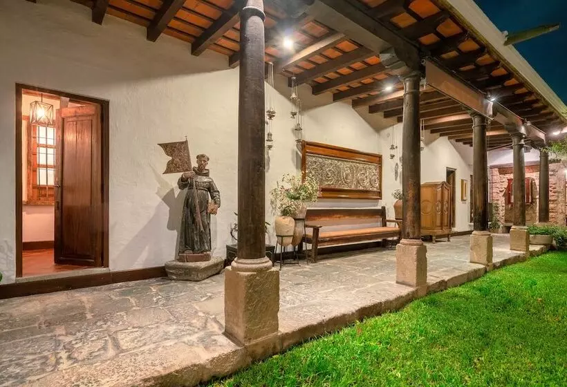 هتل Las Cruces Boutique