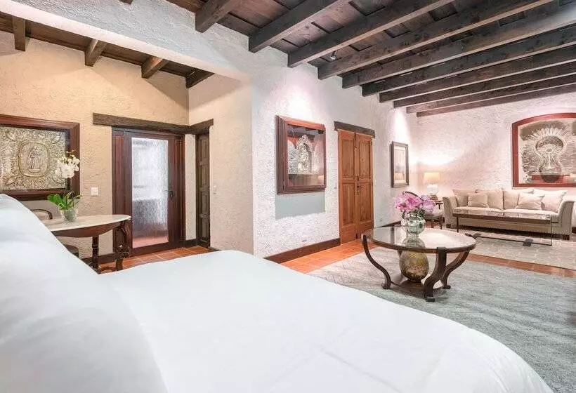 هتل Las Cruces Boutique