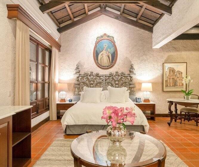 هتل Las Cruces Boutique