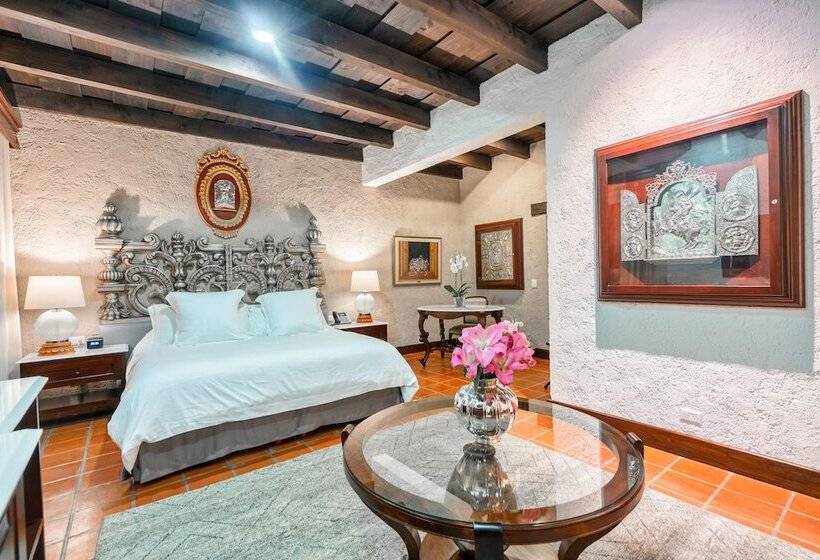 هتل Las Cruces Boutique