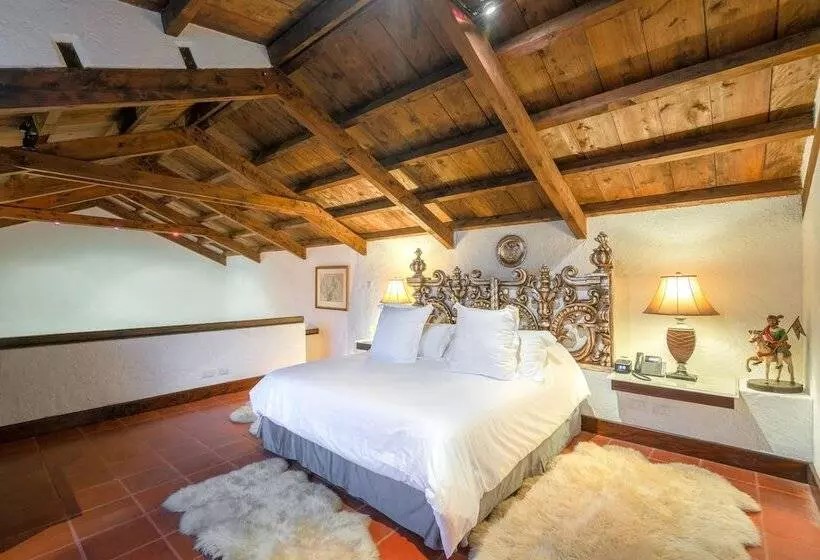 هتل Las Cruces Boutique