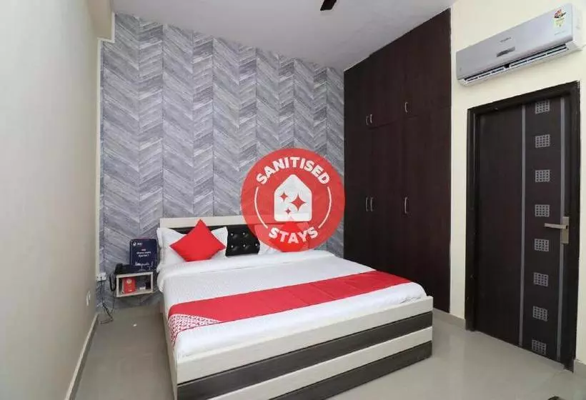 Hotelli Oyo 22698 Delight Residency