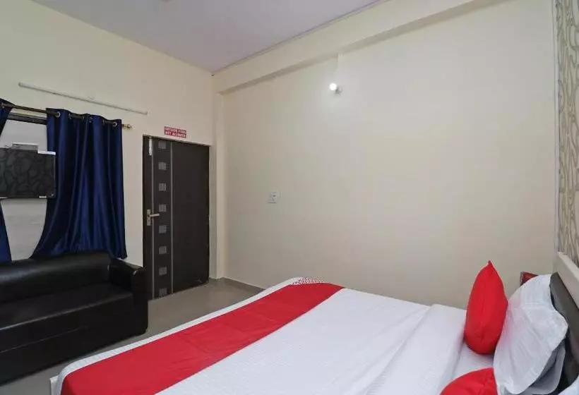 Hotelli Oyo 22698 Delight Residency