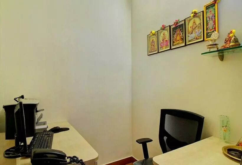 ホテル Shri Sai Homestay