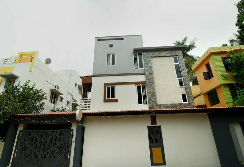 هتل Shri Sai Homestay