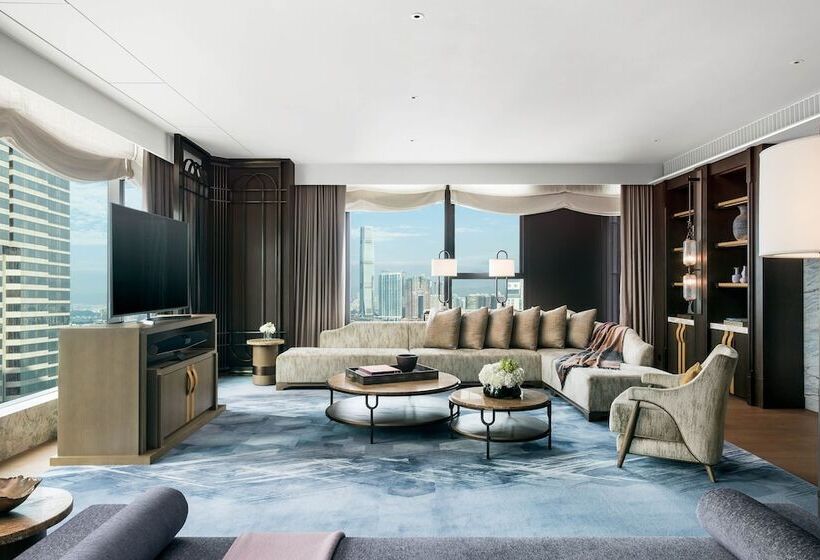 هتل The St. Regis Hong Kong