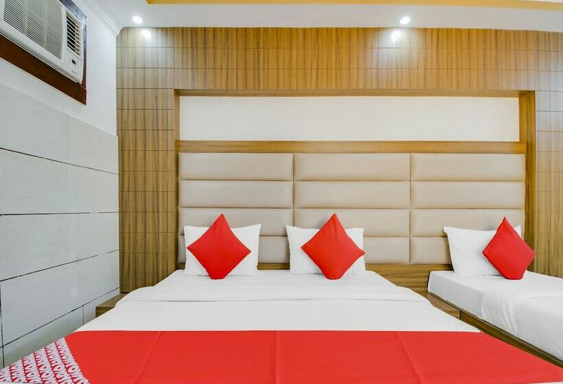 Oyo 17006 Hotel Girnar