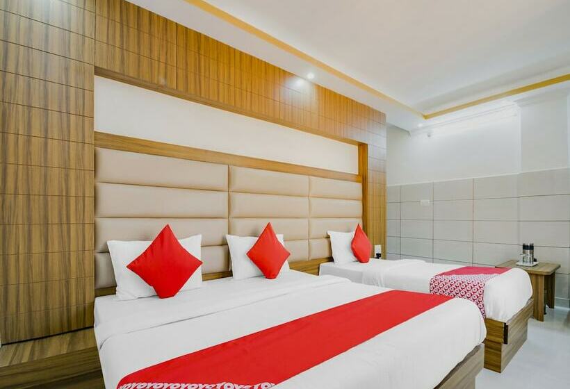Oyo 17006 Hotel Girnar