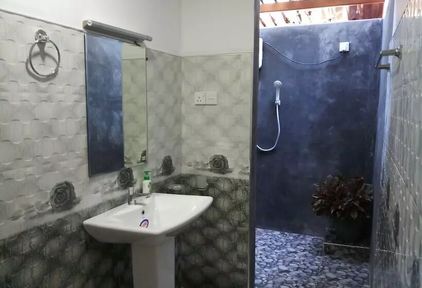 Majatalo Max Safari Villa