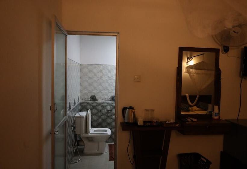 Pensiune Max Safari Villa