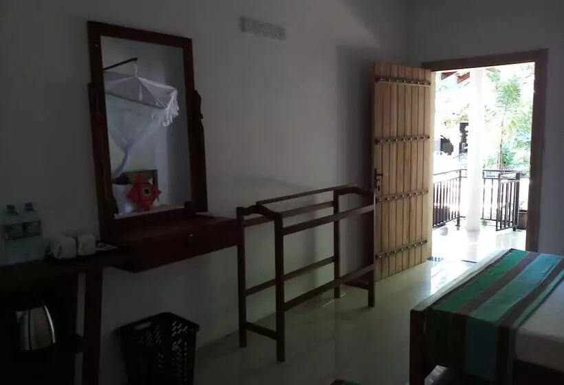 Majatalo Max Safari Villa