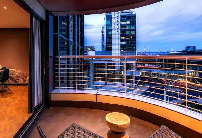 The Onyx Apartment Hotel By Newmark