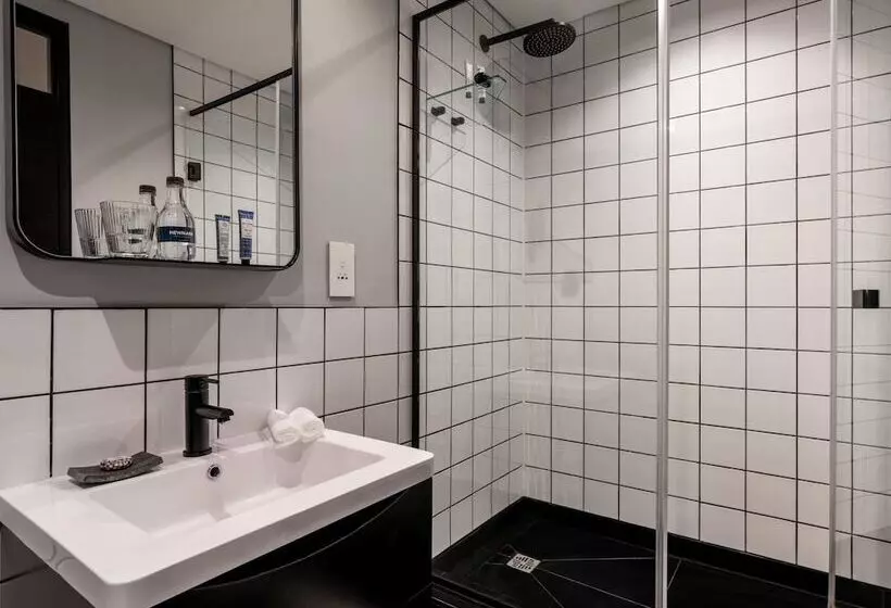 The Onyx Apartment Hotel By Newmark