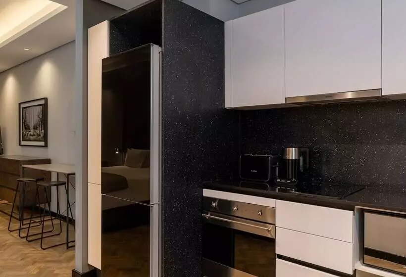 The Onyx Apartment Hotel By Newmark