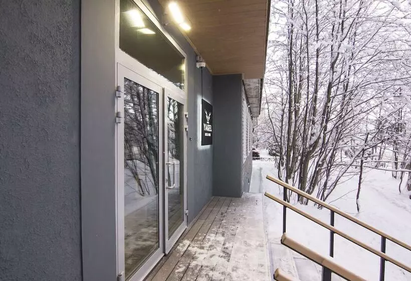 Yagelhostel