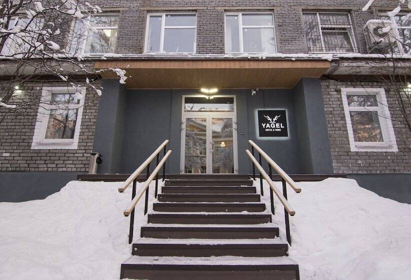 Yagelhostel