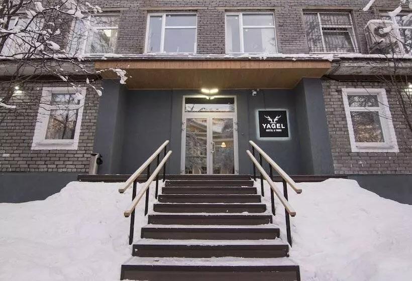 Yagelhostel