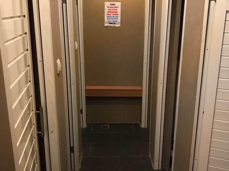 Retkeilymaja Tokyo Cubo