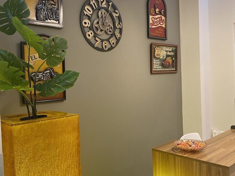 Alekos Apartments 2 Netflix, Self Check In