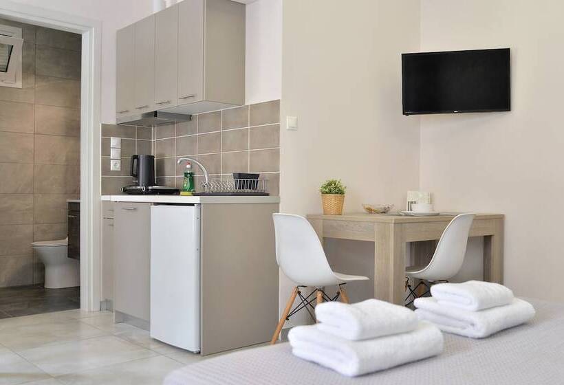 Alekos Apartments 2 Netflix, Self Check In