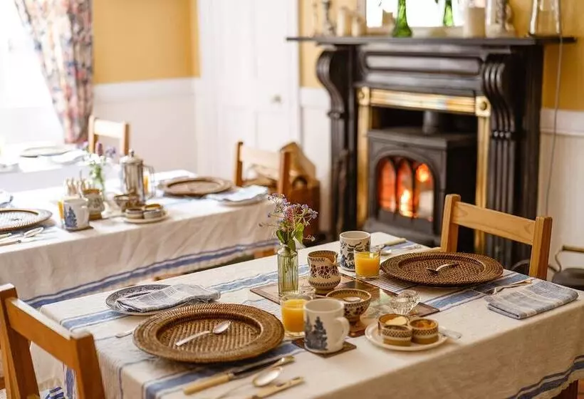 Aamiaismajoitus (B&B) Clonalis House Historic Guest House
