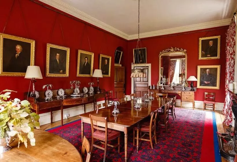 Aamiaismajoitus (B&B) Clonalis House Historic Guest House