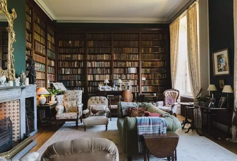 Aamiaismajoitus (B&B) Clonalis House Historic Guest House