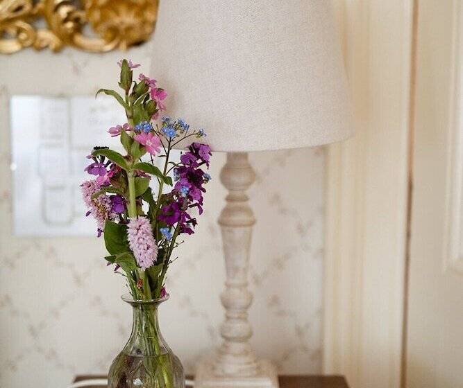 Bed & Breakfast Clonalis House Historic Guest House