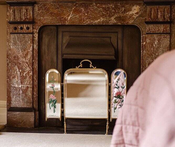 Bed & Breakfast Clonalis House Historic Guest House