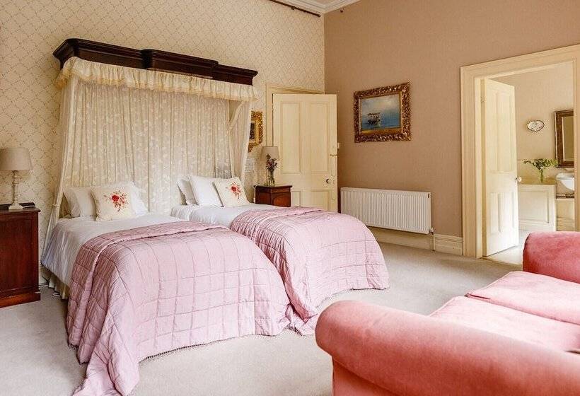 Bed & Breakfast Clonalis House Historic Guest House