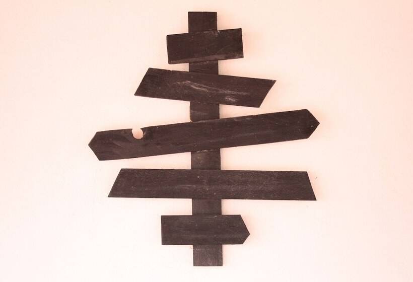 Crocro Surf   Hostel