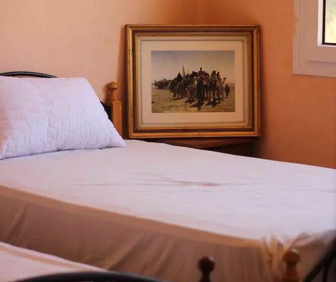 Crocro Surf Hostel