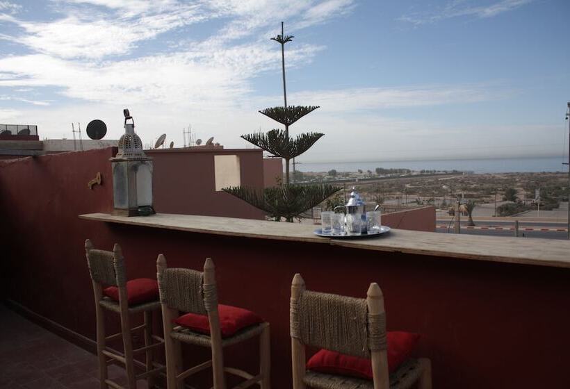 Crocro Surf   Hostel