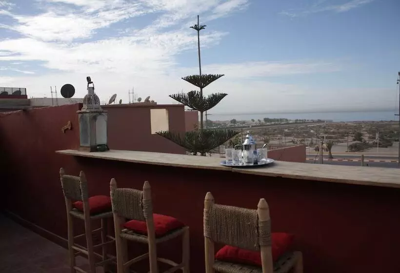 Crocro Surf Hostel
