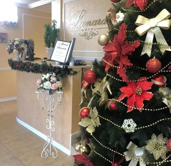 ホテル Grand Leonardo