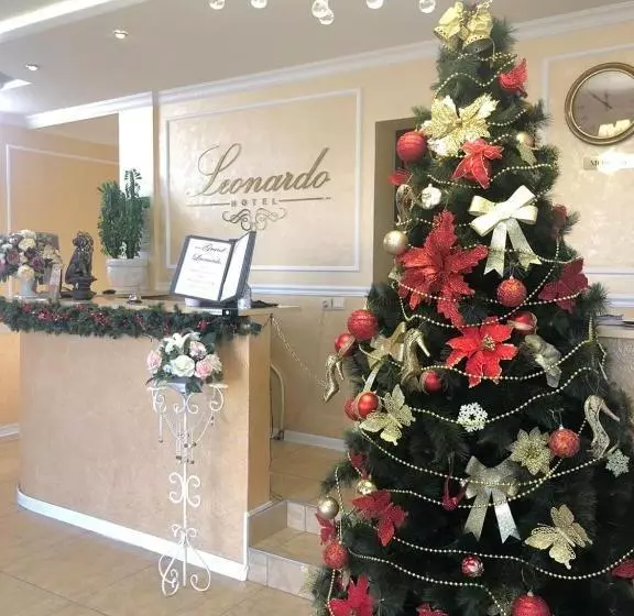 ホテル Grand Leonardo