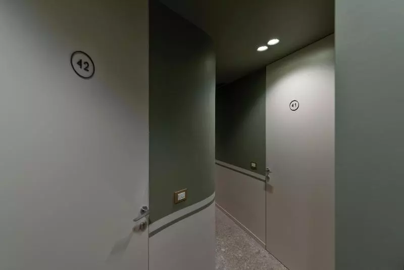 مسافرخانه Velvet Grey Boutique
